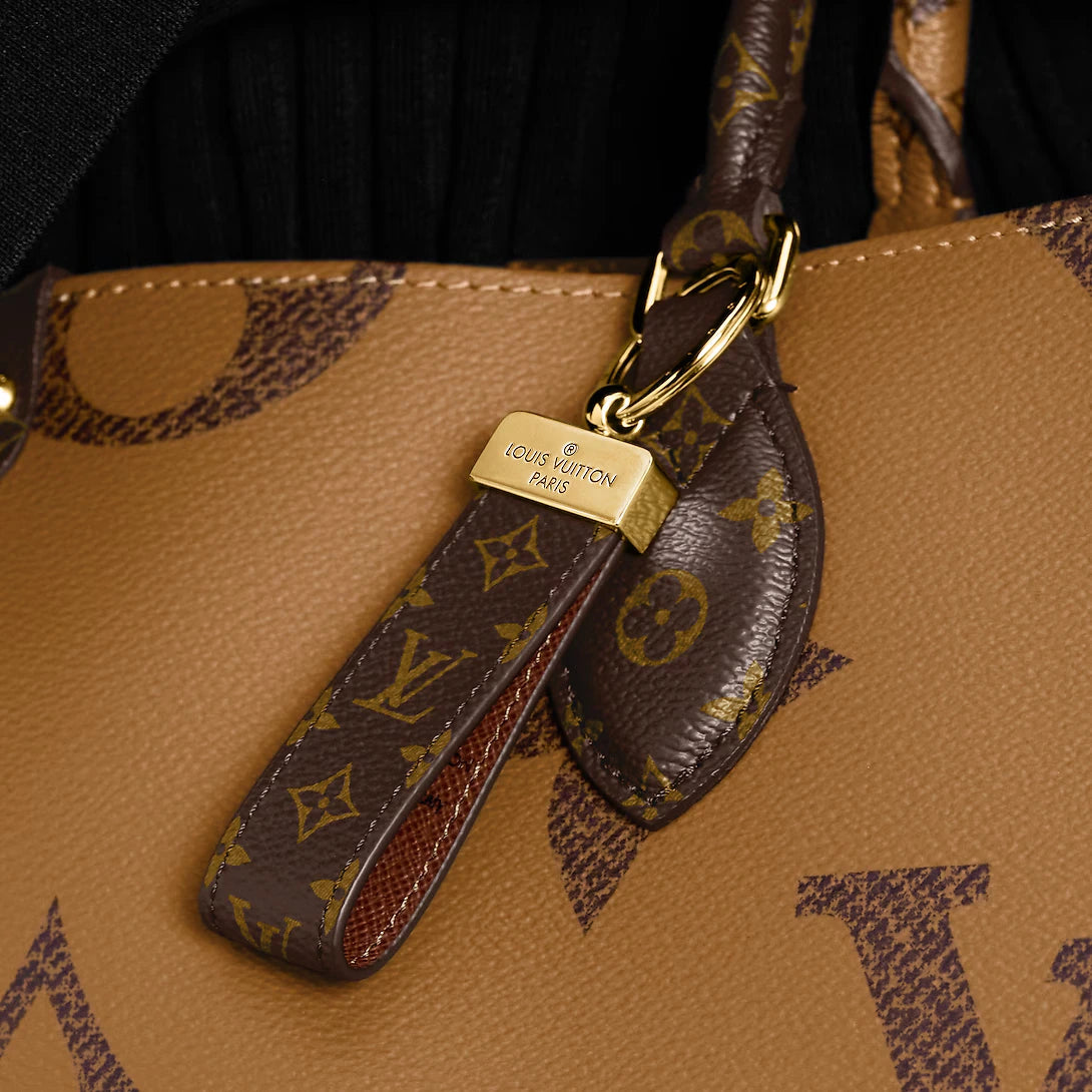 L&V Key Holder