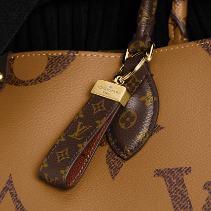 L&V Key Holder